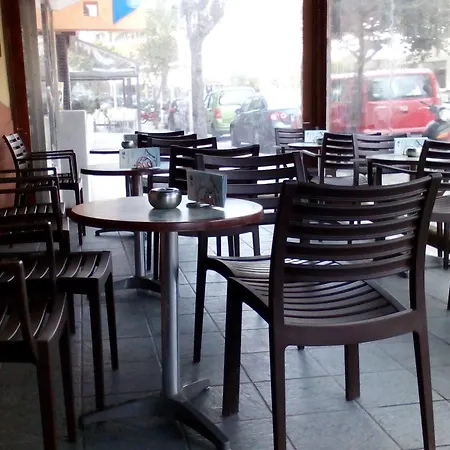 Ξενοδοχείο Noufara 2*