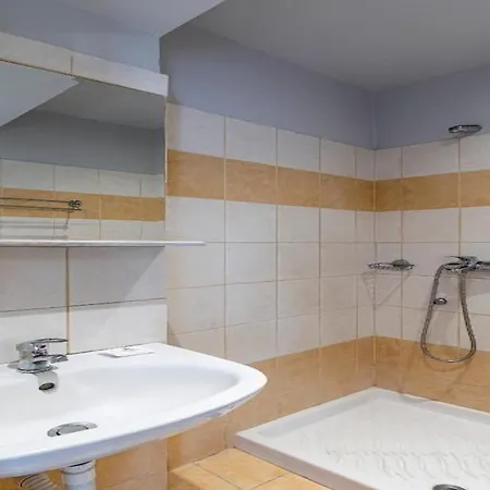 Noufara Hotel