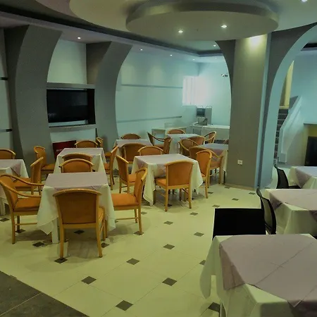 Hotel Noufara 2*