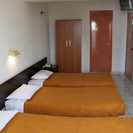 Hotel Noufara 2*